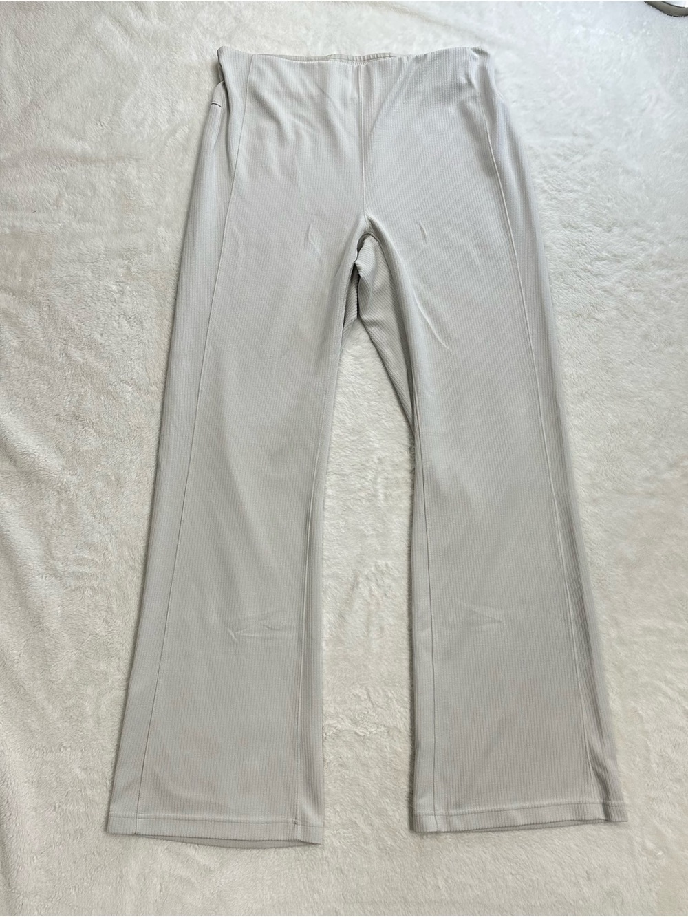 Lululemon Ribbed Softstreme Flared Pant Regular Bone White Cream Size 14